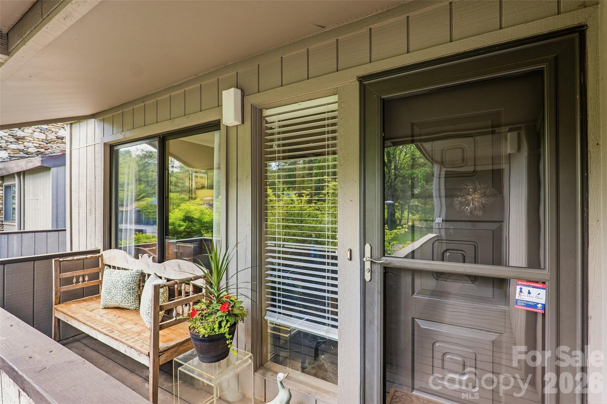 16 Lakemoor Lane Hendersonville NC 28739