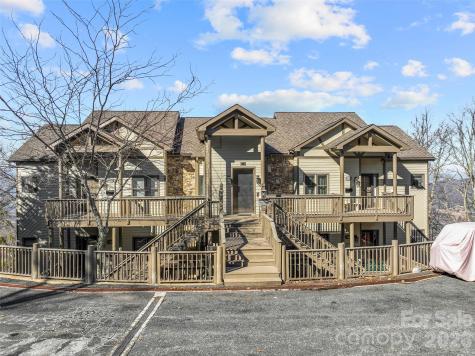 30 Club Villa Court Burnsville NC 28714