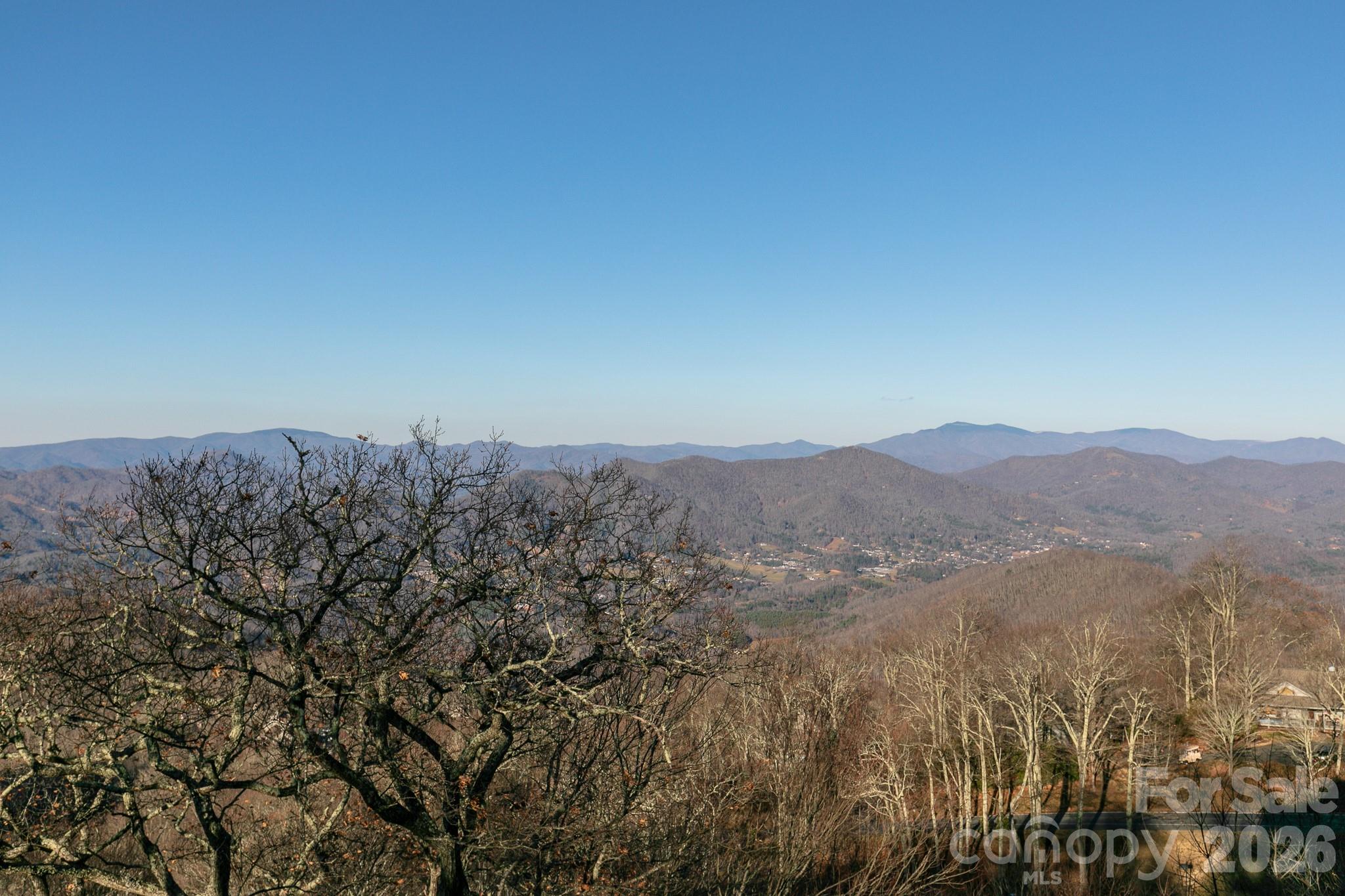 30 Club Villa Court Burnsville NC 28714