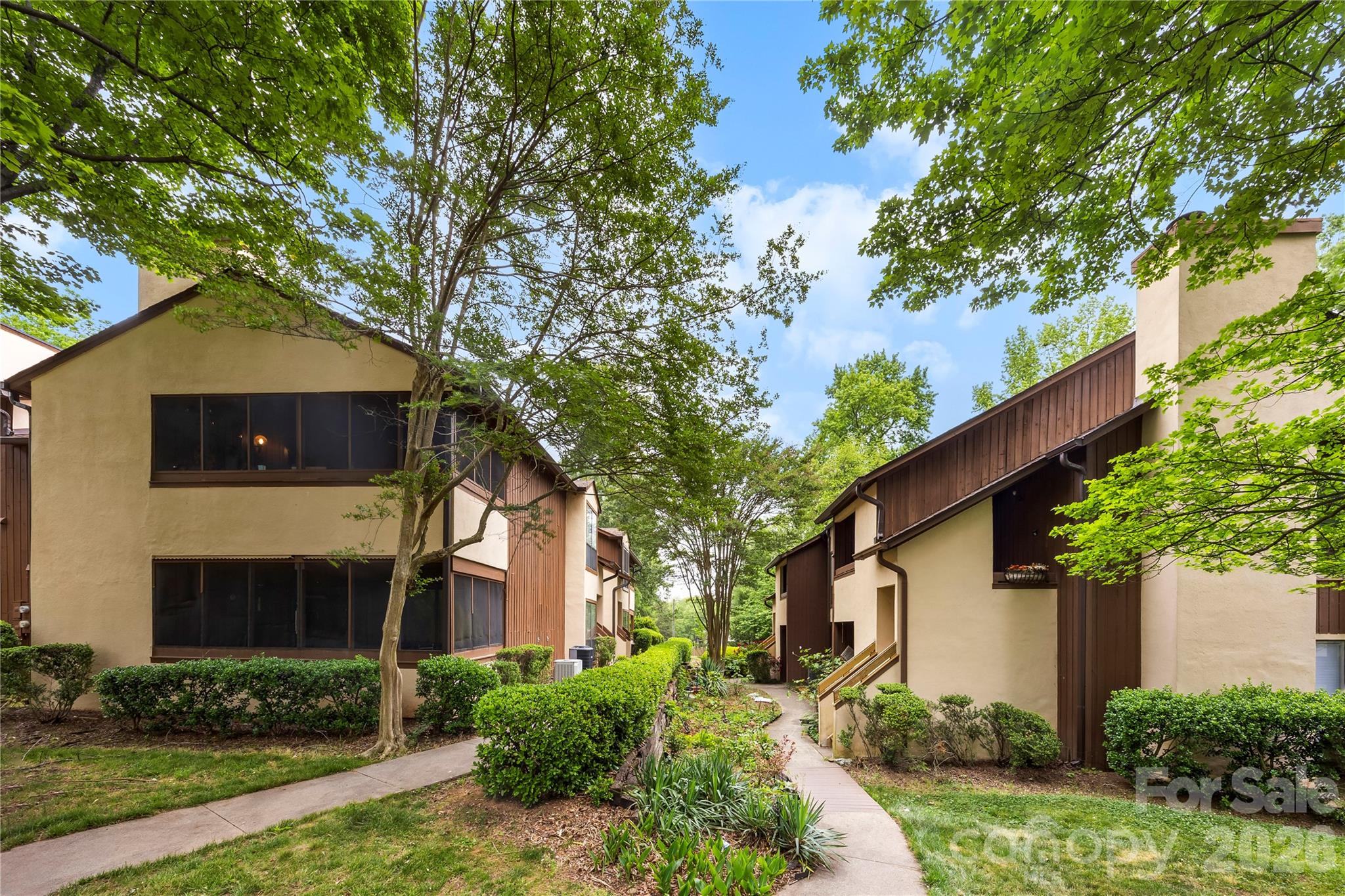 7204 Winery Lane Charlotte NC 28227