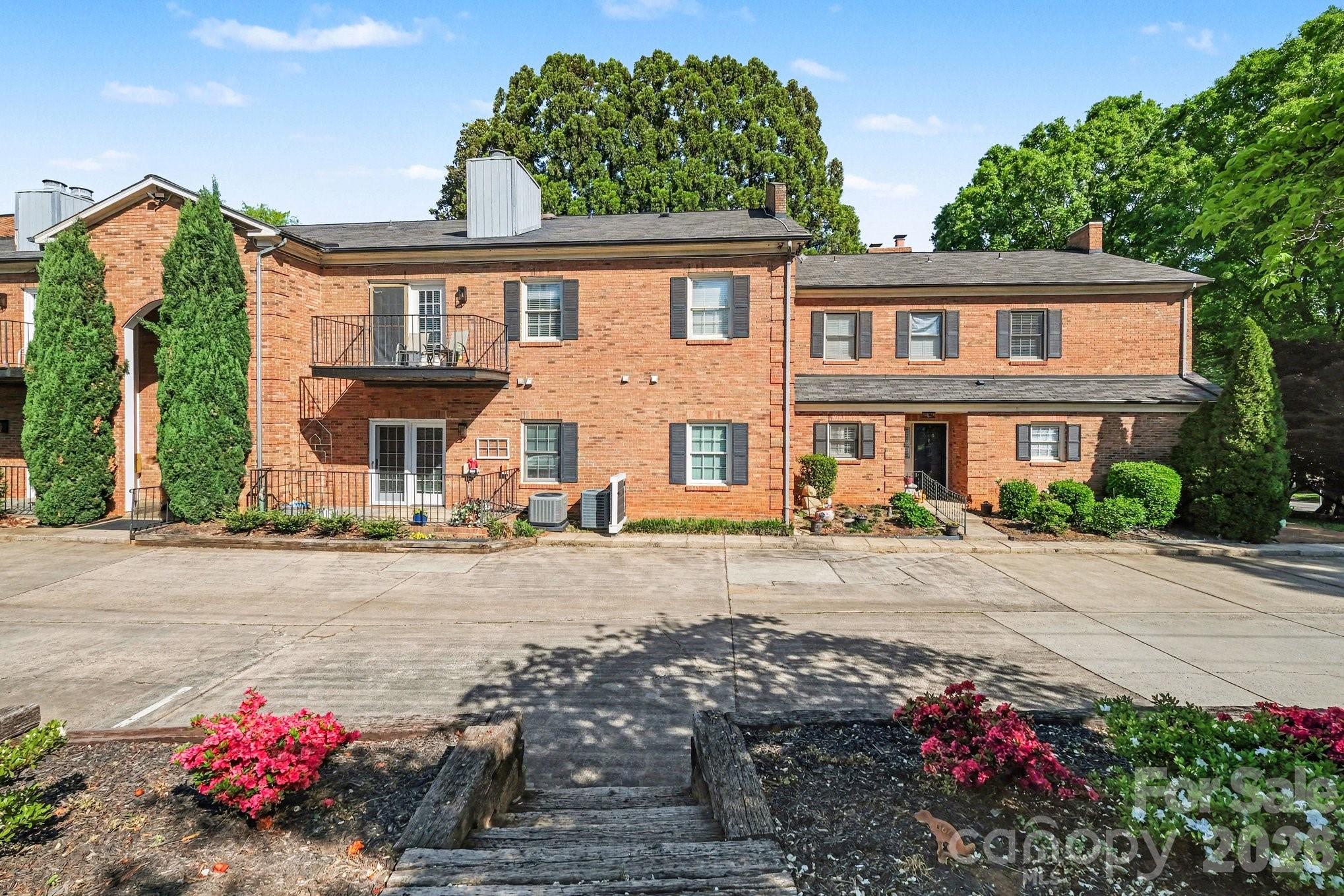 1012 Queens Road Charlotte NC 28207