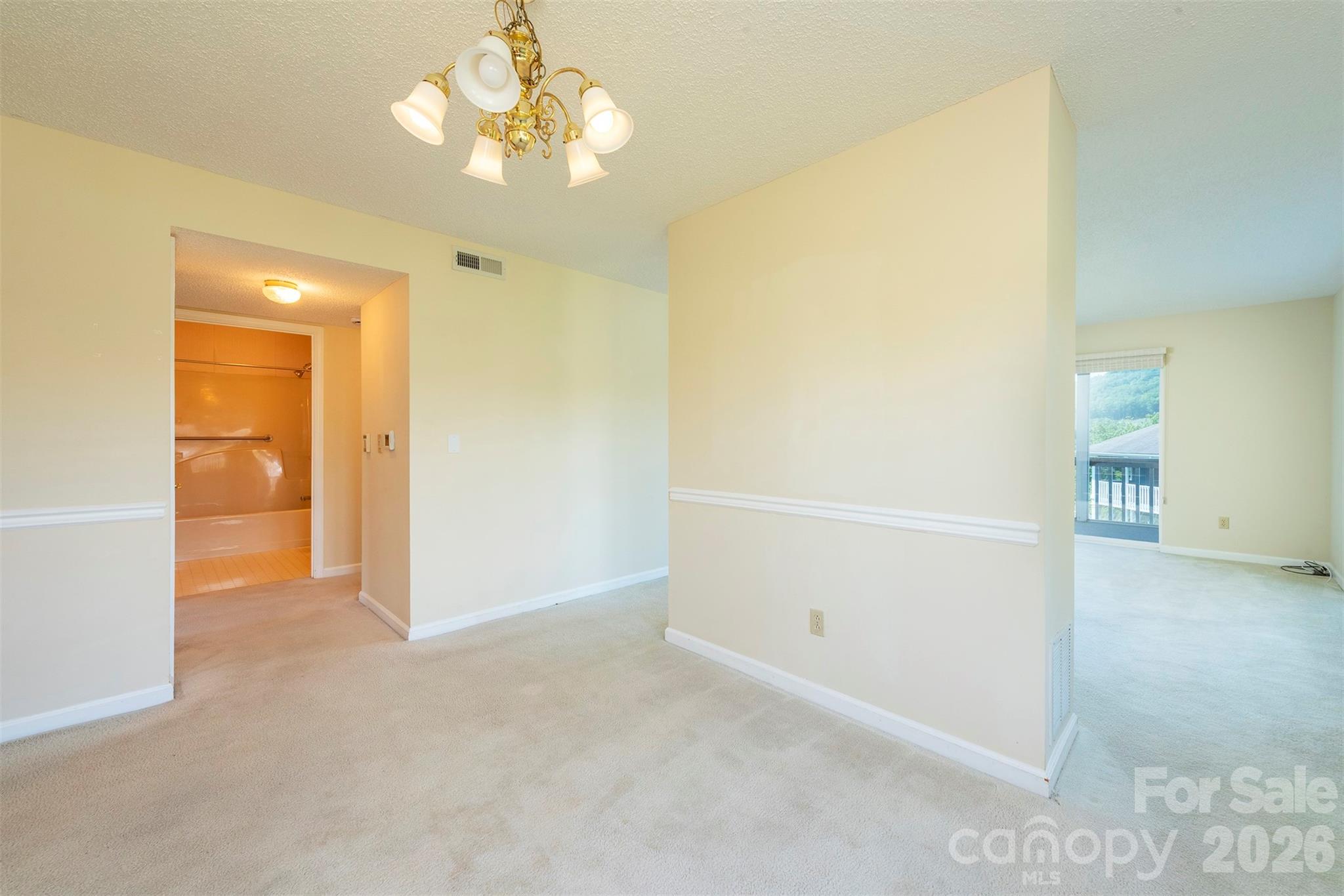 4805 Breakers Lane Asheville NC 28806