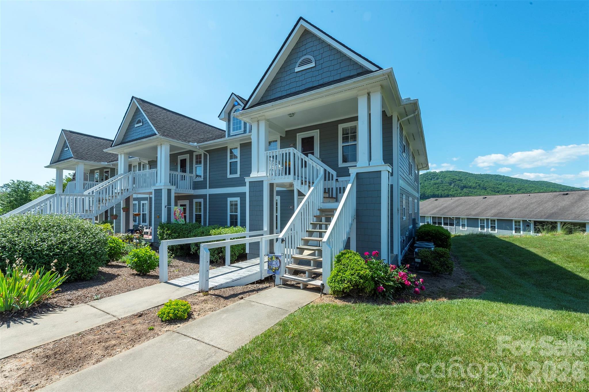 4805 Breakers Lane Asheville NC 28806