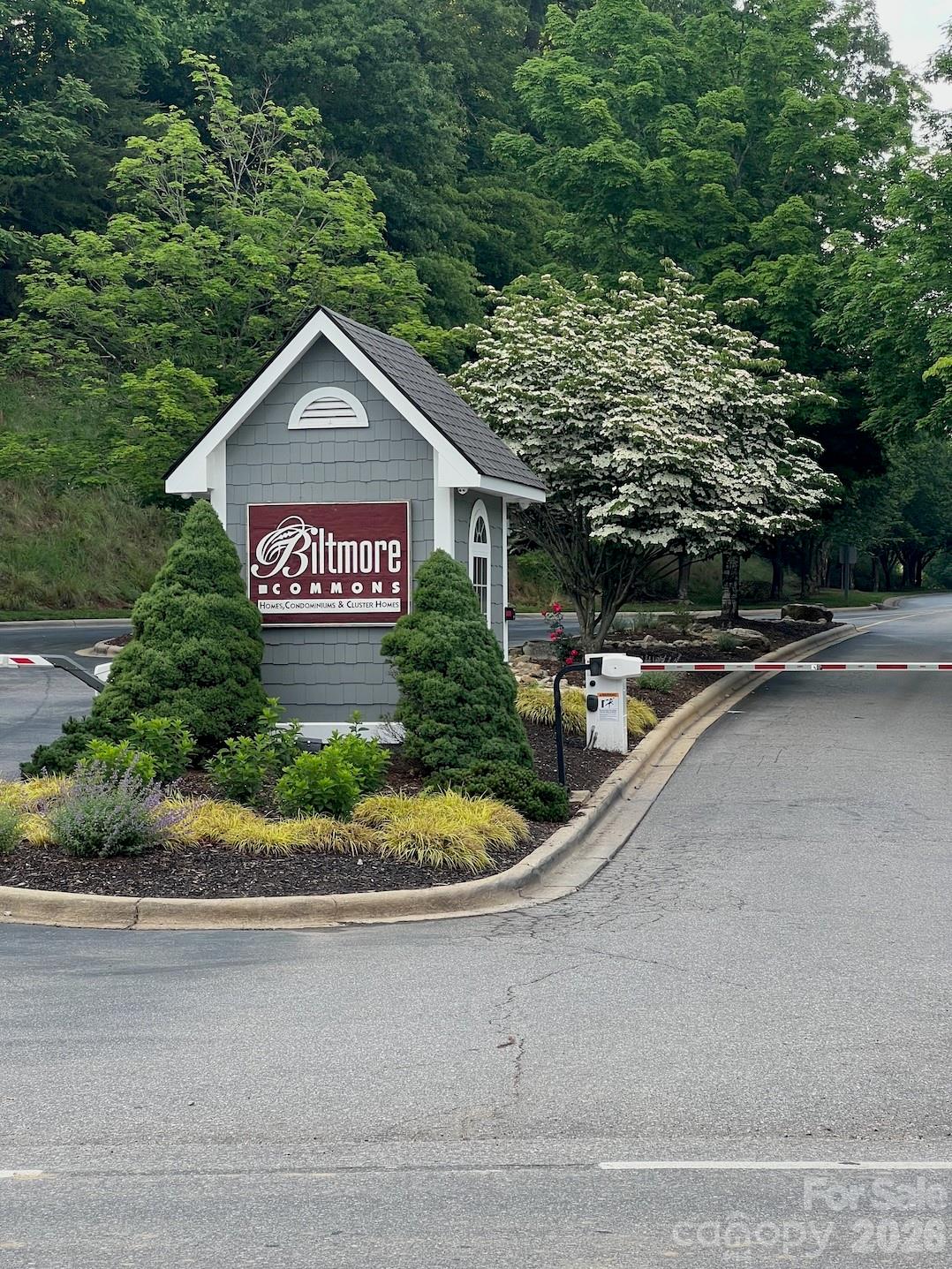 4805 Breakers Lane Asheville NC 28806
