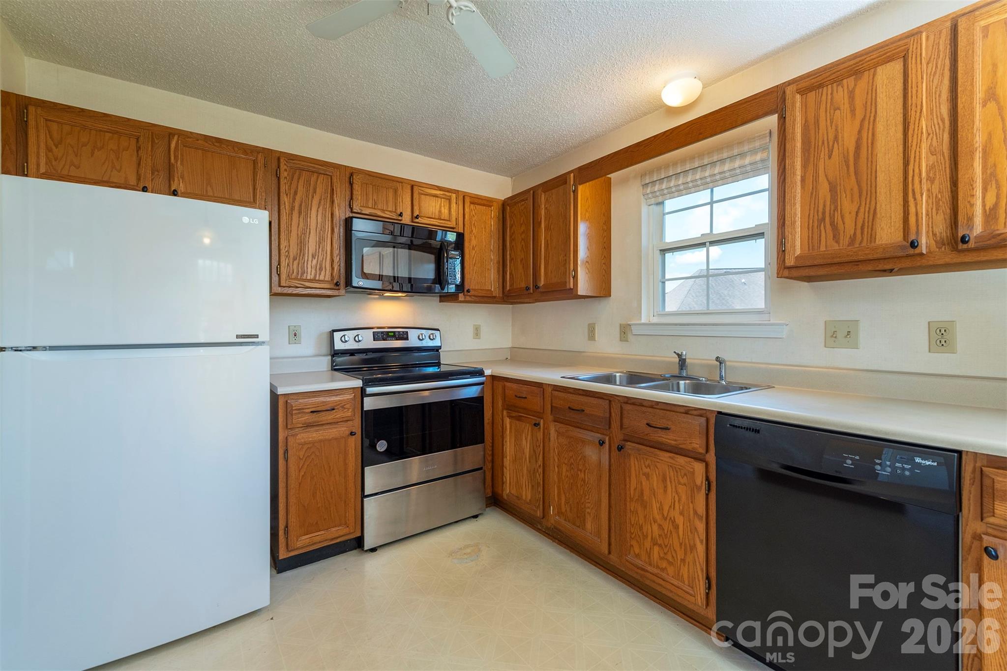 4805 Breakers Lane Asheville NC 28806
