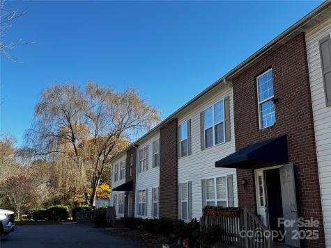 237 Camelot Drive Waynesville NC 28786