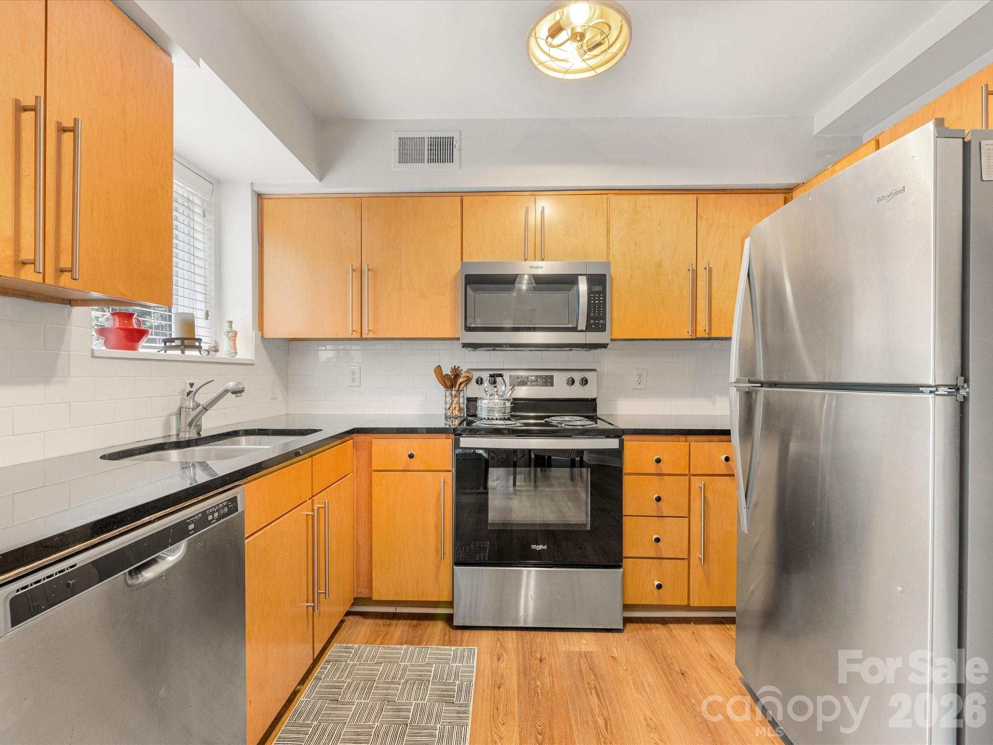 229 N Dotger Avenue Charlotte NC 28207