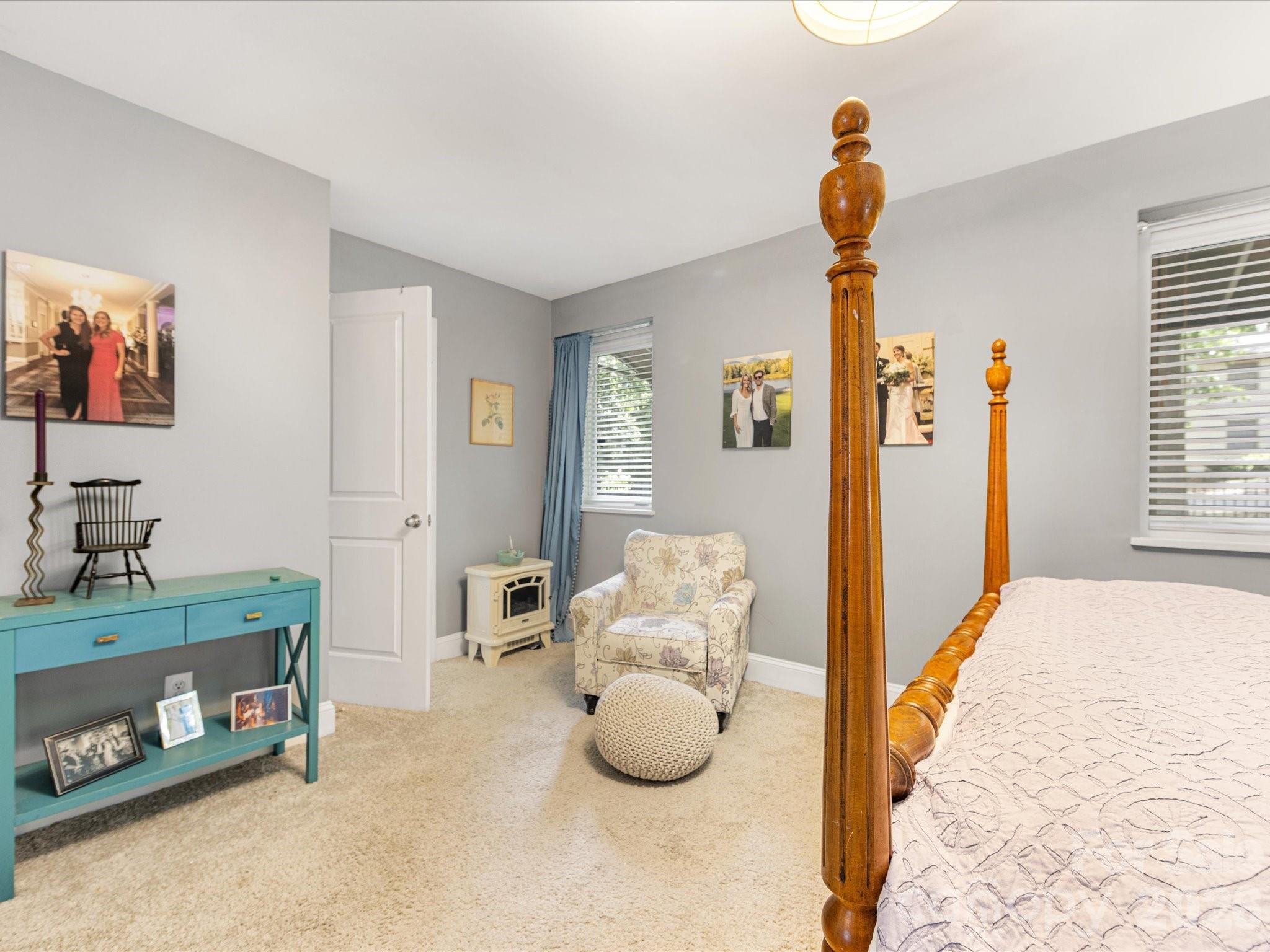 229 N Dotger Avenue Charlotte NC 28207