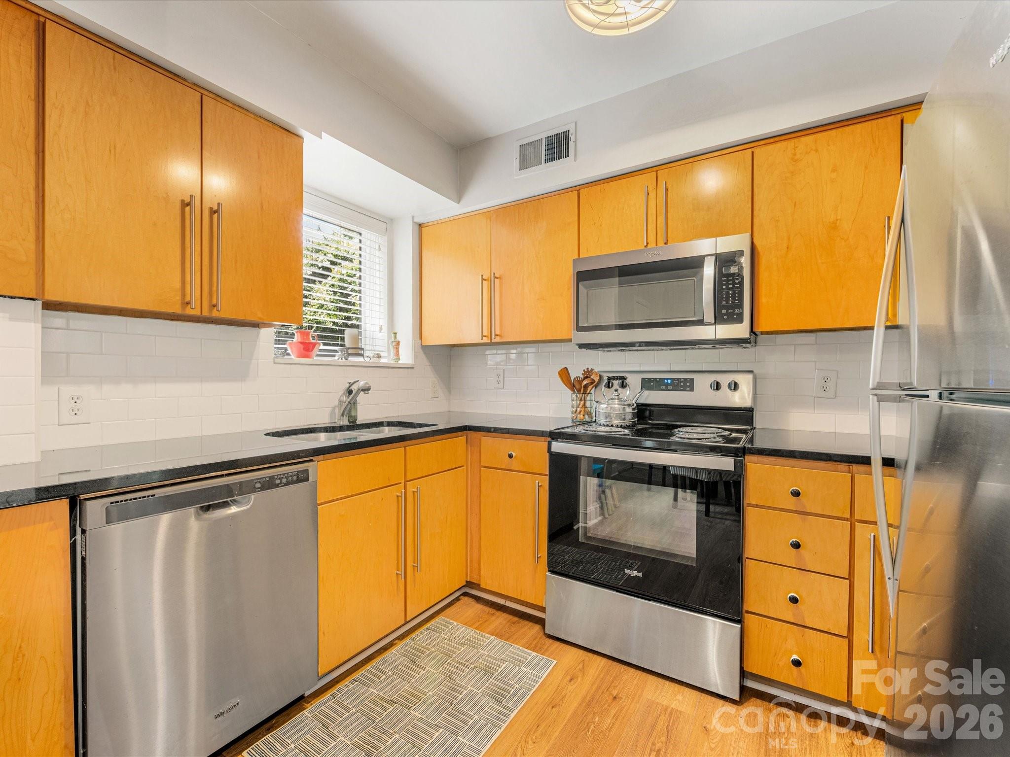 229 N Dotger Avenue Charlotte NC 28207