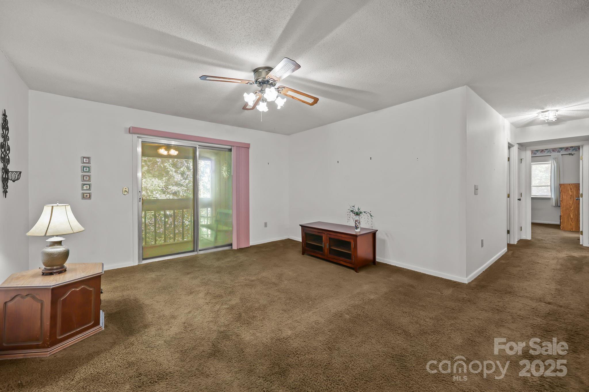 47 Edgewood Avenue NE Concord NC 28025