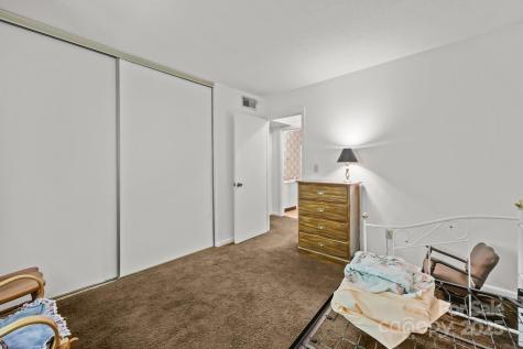 47 Edgewood Avenue NE Concord NC 28025