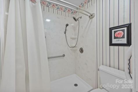 47 Edgewood Avenue NE Concord NC 28025