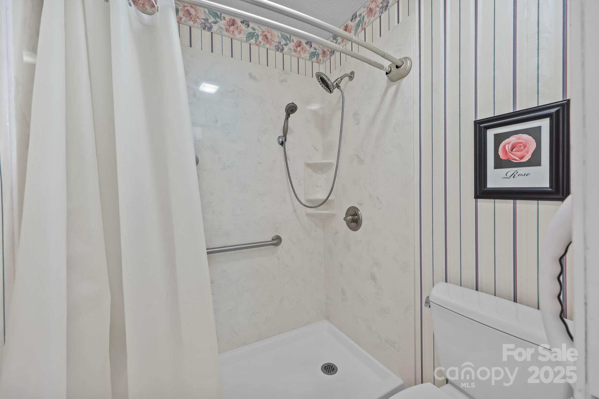 47 Edgewood Avenue NE Concord NC 28025