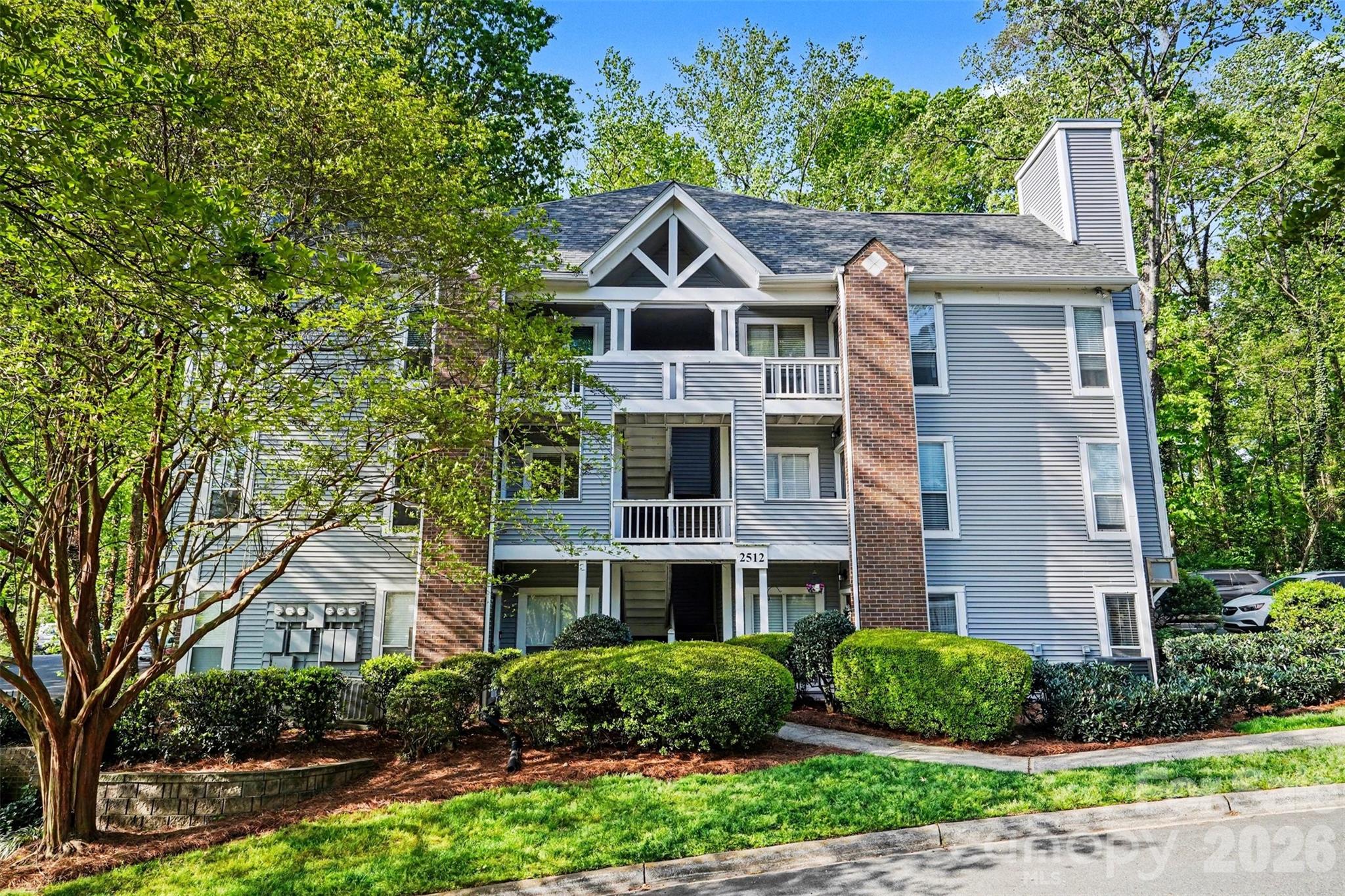 2512 Cranbrook Lane Charlotte NC 28207