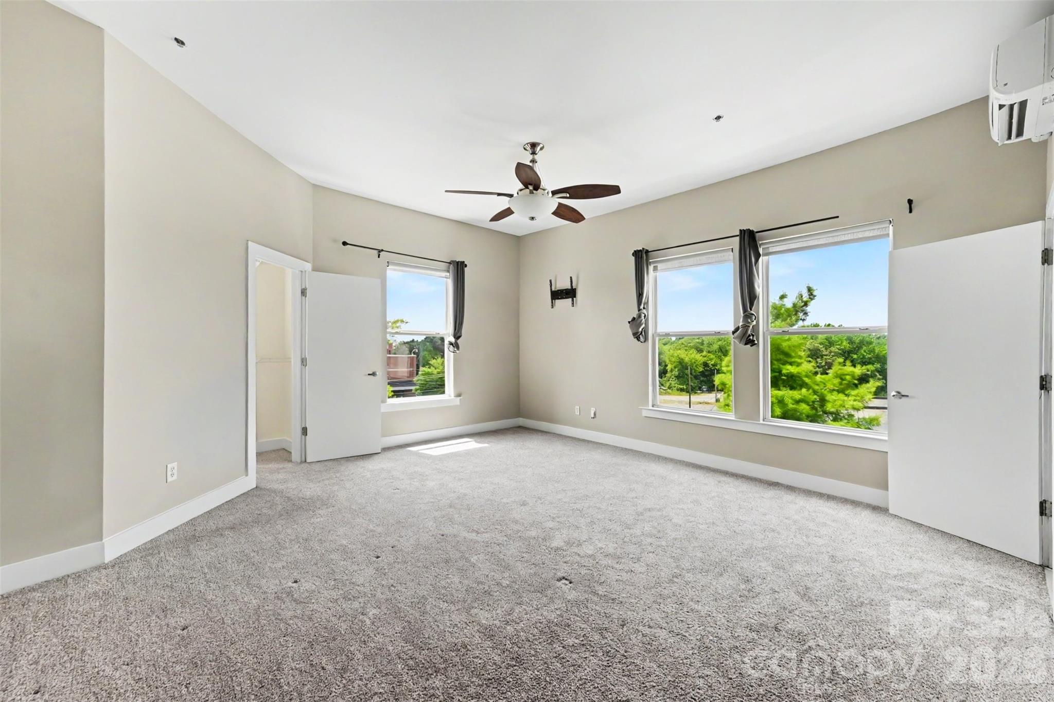 633 Mcninch Street Charlotte NC 28208