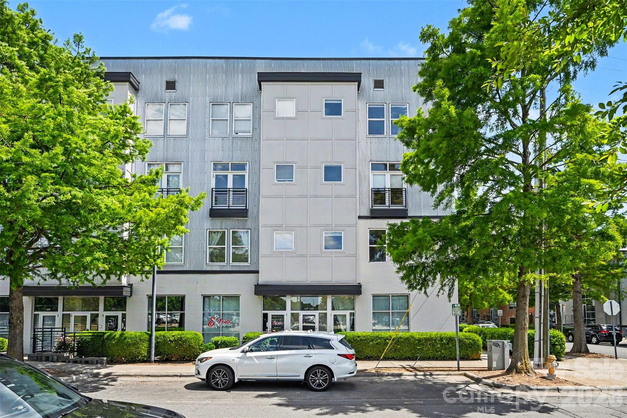 633 Mcninch Street Charlotte NC 28208
