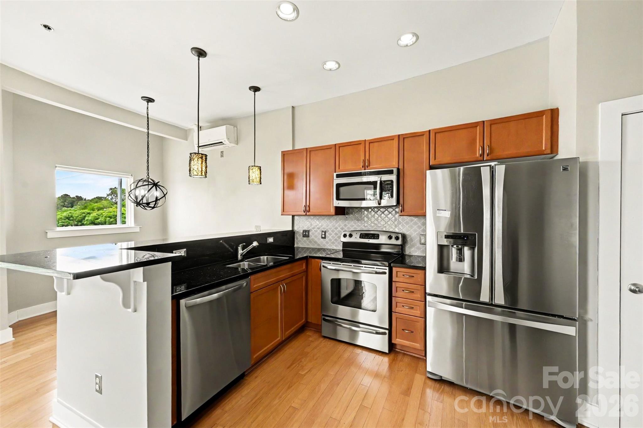 633 Mcninch Street Charlotte NC 28208
