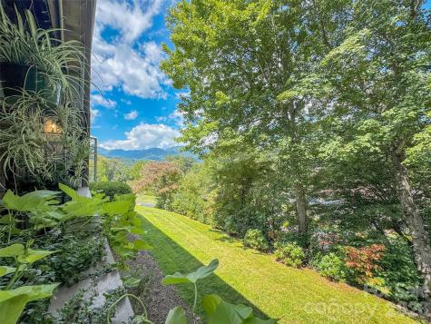 87 Willow Road Waynesville NC 28786