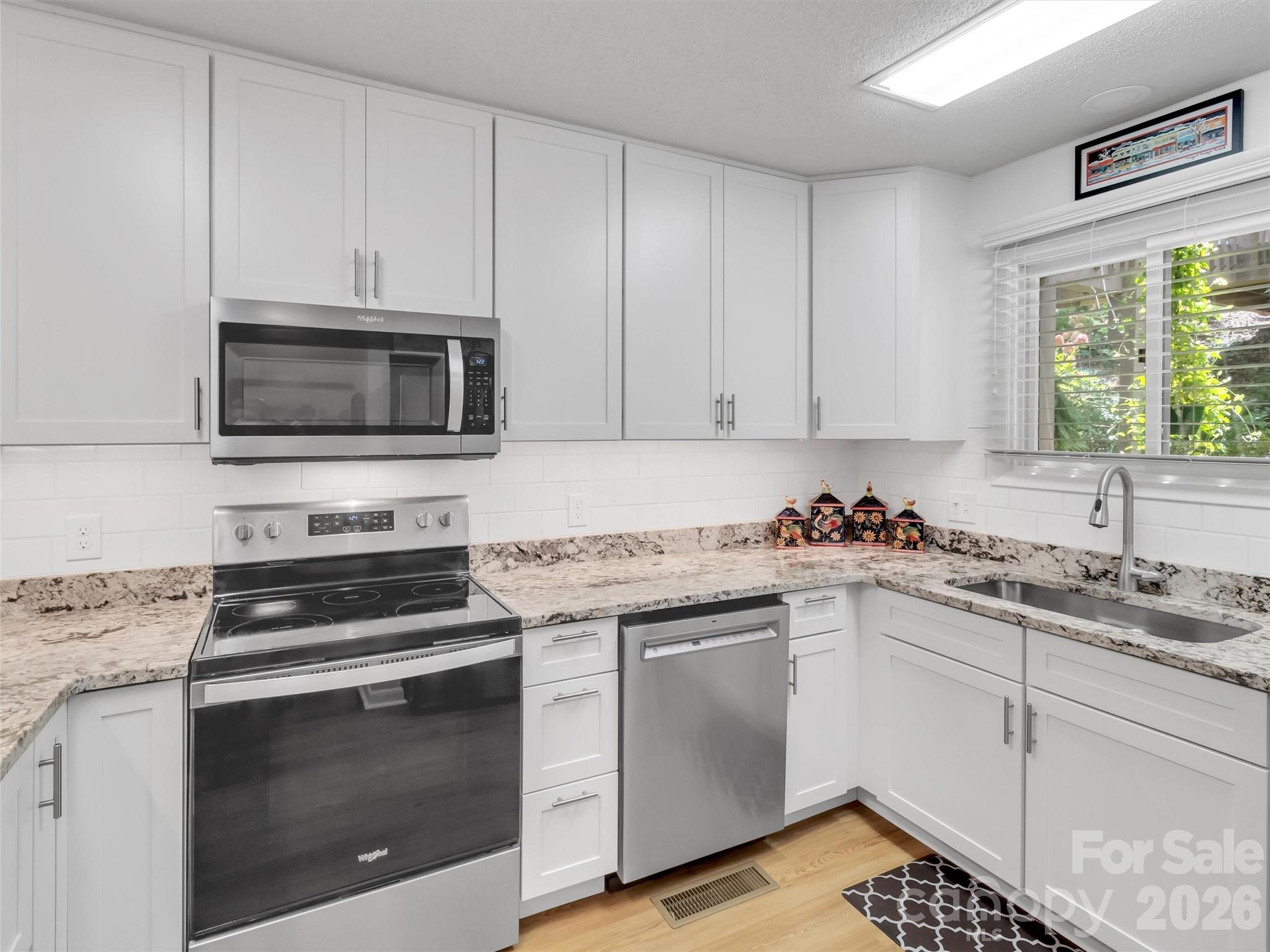 87 Willow Road Waynesville NC 28786