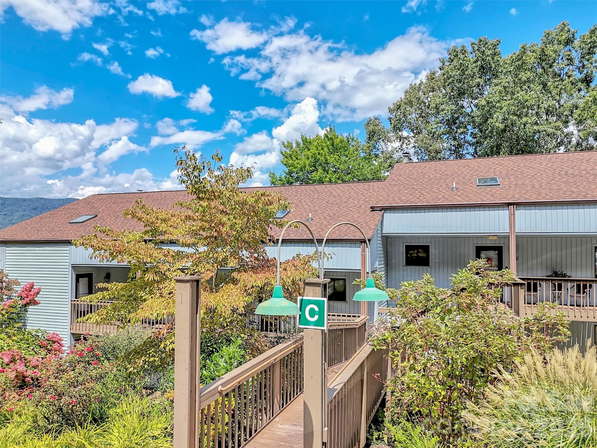 87 Willow Road Waynesville NC 28786