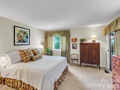 87 Willow Road Waynesville NC 28786