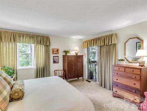 87 Willow Road Waynesville NC 28786