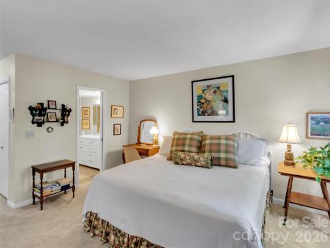 87 Willow Road Waynesville NC 28786
