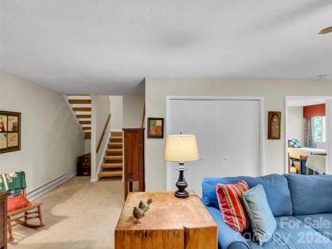 87 Willow Road Waynesville NC 28786