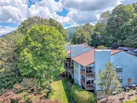 87 Willow Road Waynesville NC 28786