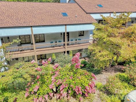 87 Willow Road Waynesville NC 28786