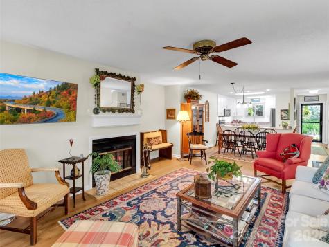 87 Willow Road Waynesville NC 28786