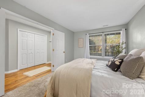 6039 Gray Gate Lane Charlotte NC 28210