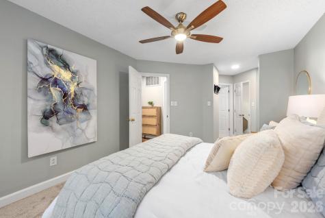 6039 Gray Gate Lane Charlotte NC 28210