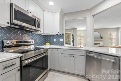 6039 Gray Gate Lane Charlotte NC 28210