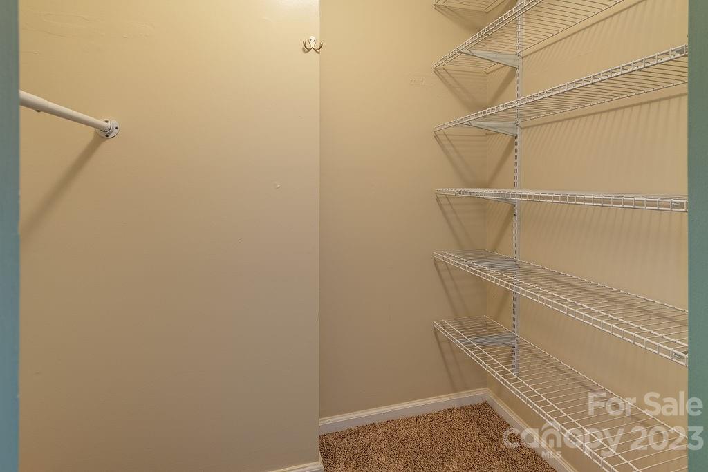 27 Capri Lane Hendersonville NC 28791