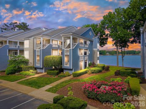 913 Southwest Drive Davidson NC 28036