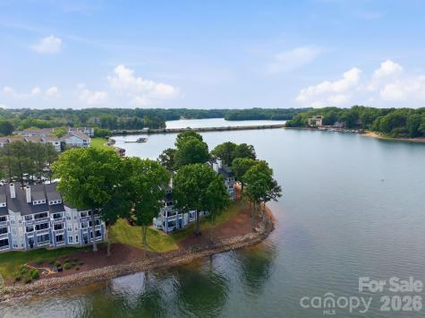 913 Southwest Drive Davidson NC 28036