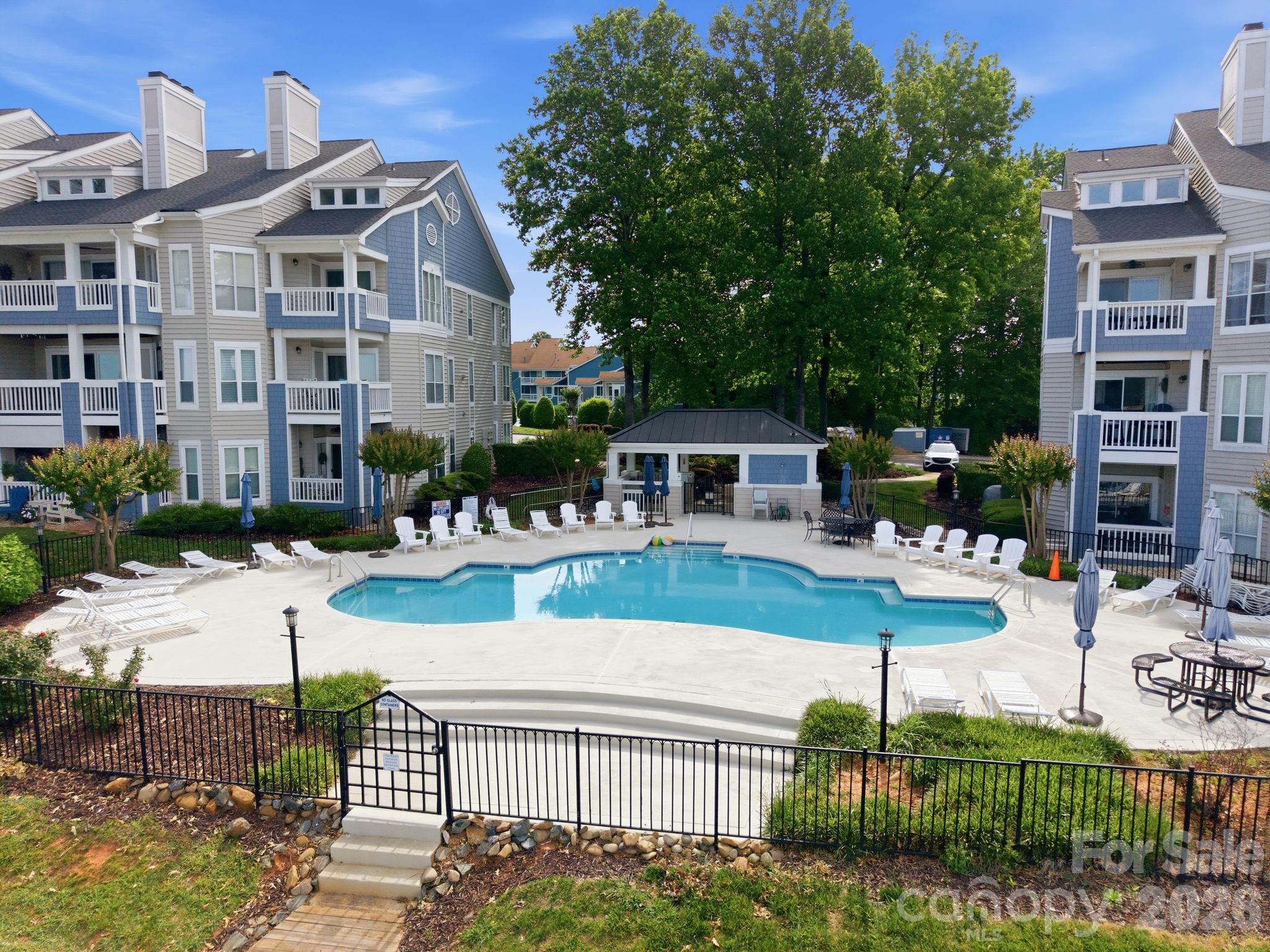 913 Southwest Drive Davidson NC 28036