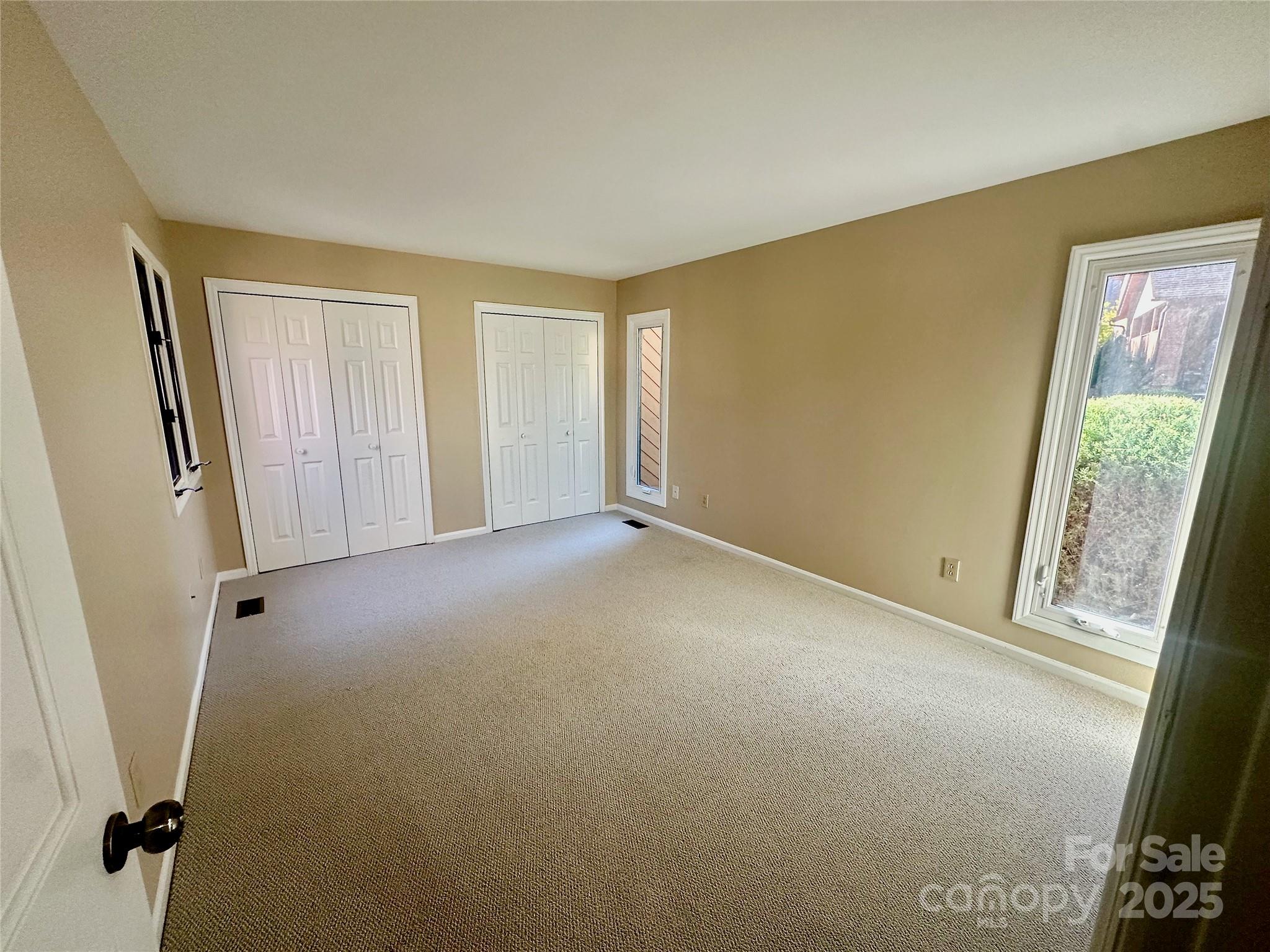25 Village Drive Asheville NC 28803