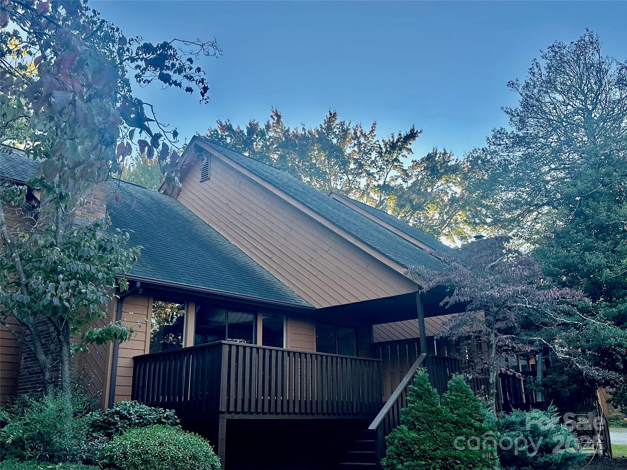 25 Village Drive Asheville NC 28803