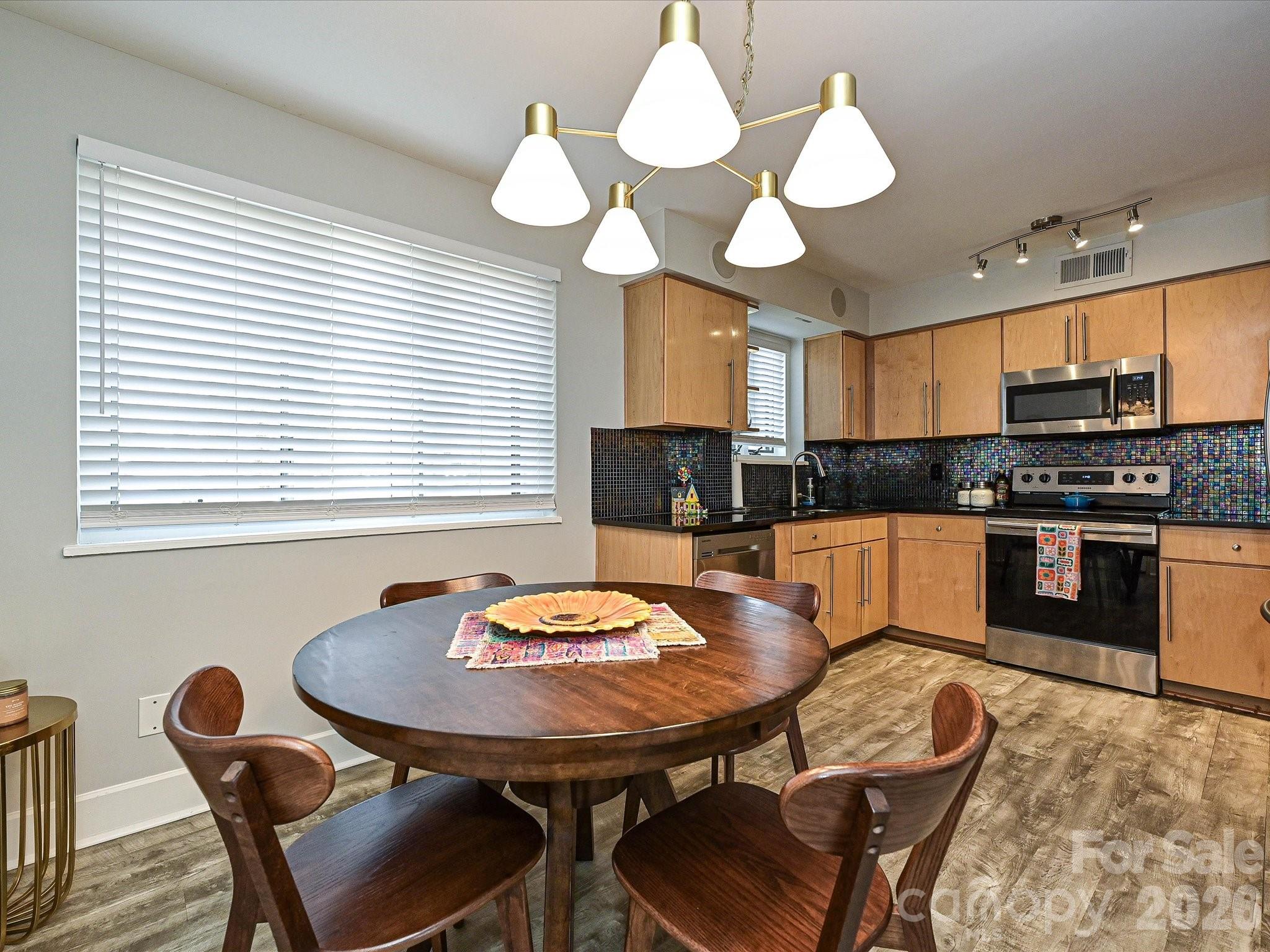 201 N Dotger Avenue Charlotte NC 28207