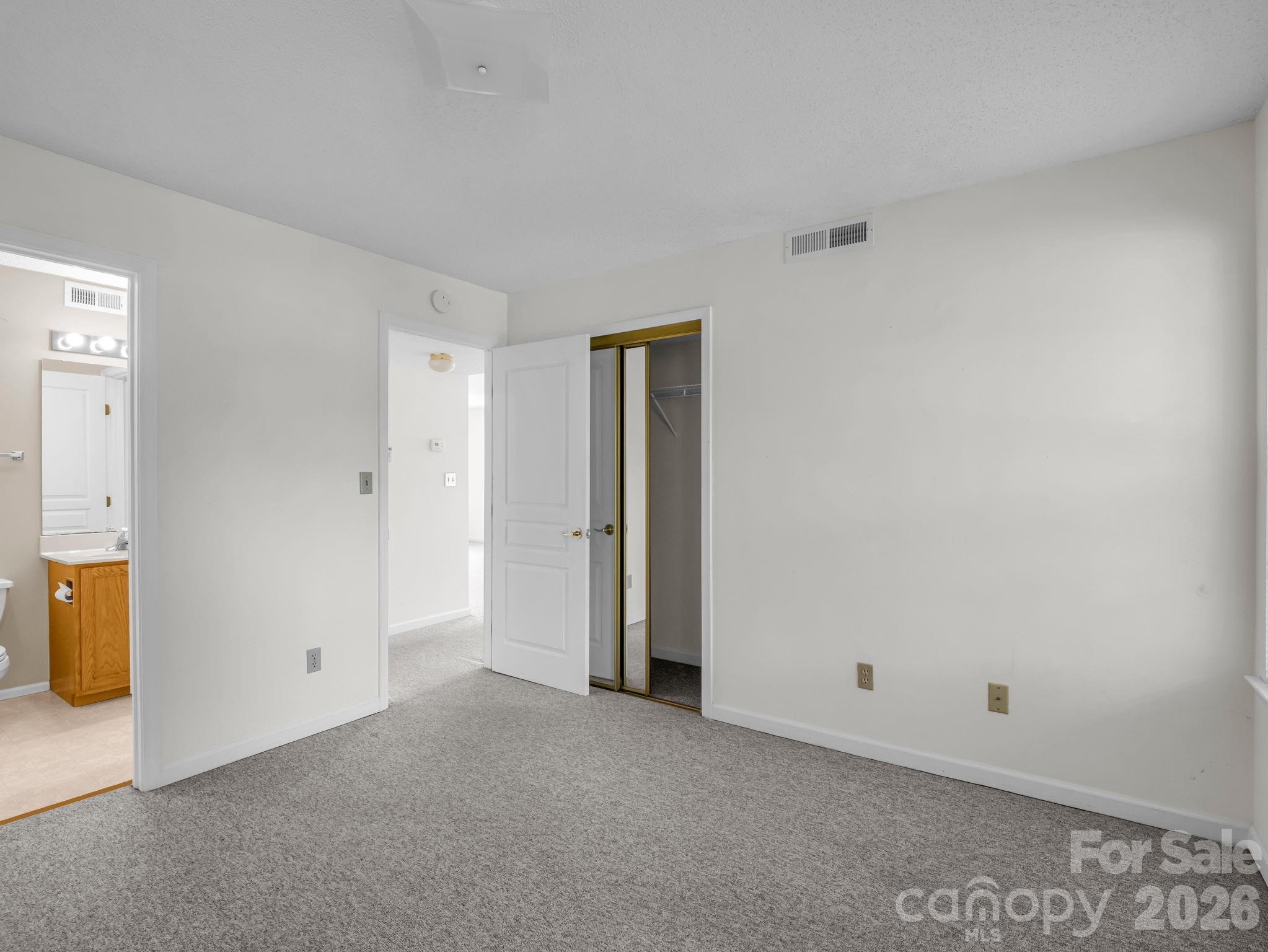 3005 Sagamore Lane Asheville NC 28806