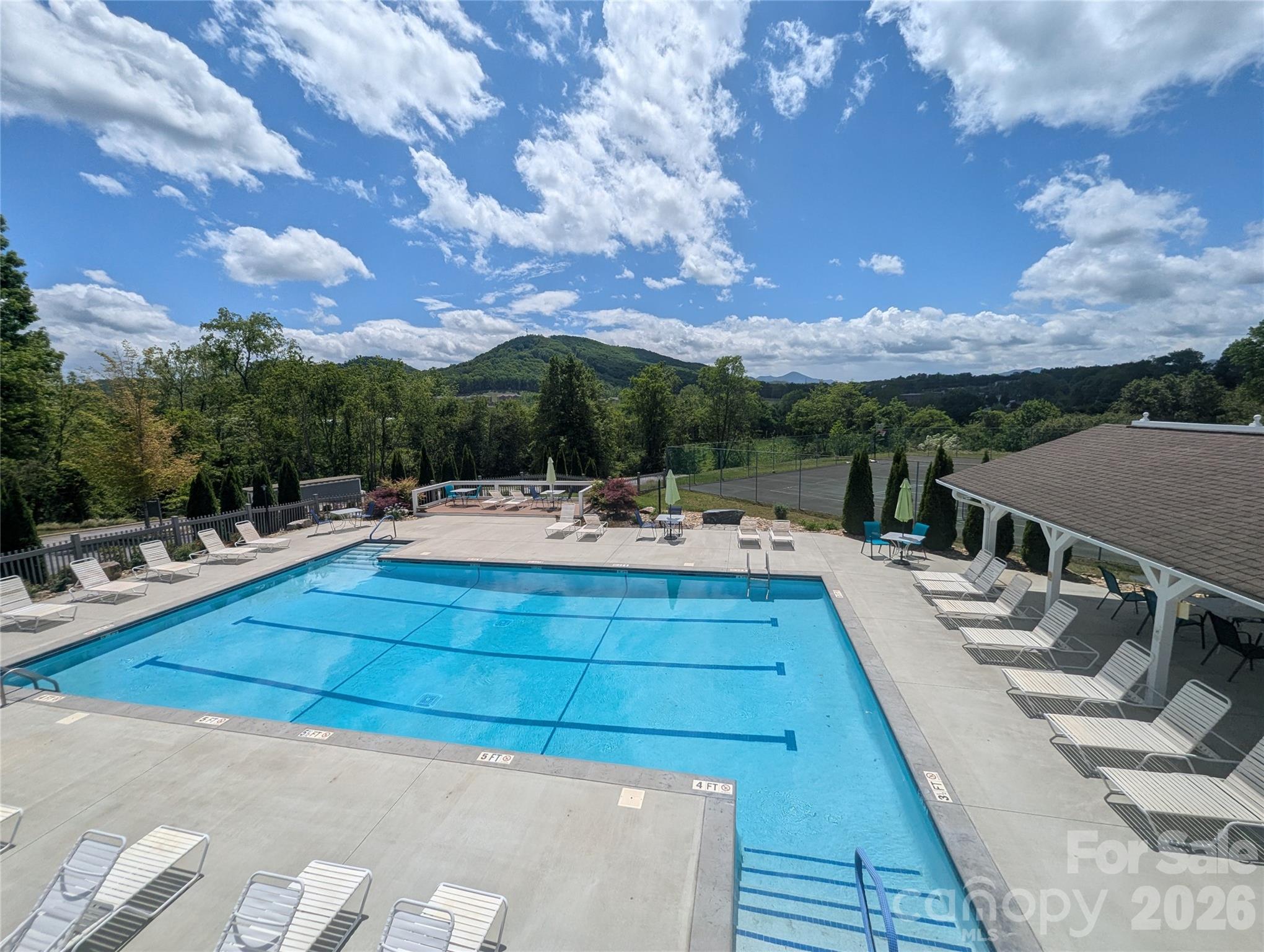 3005 Sagamore Lane Asheville NC 28806