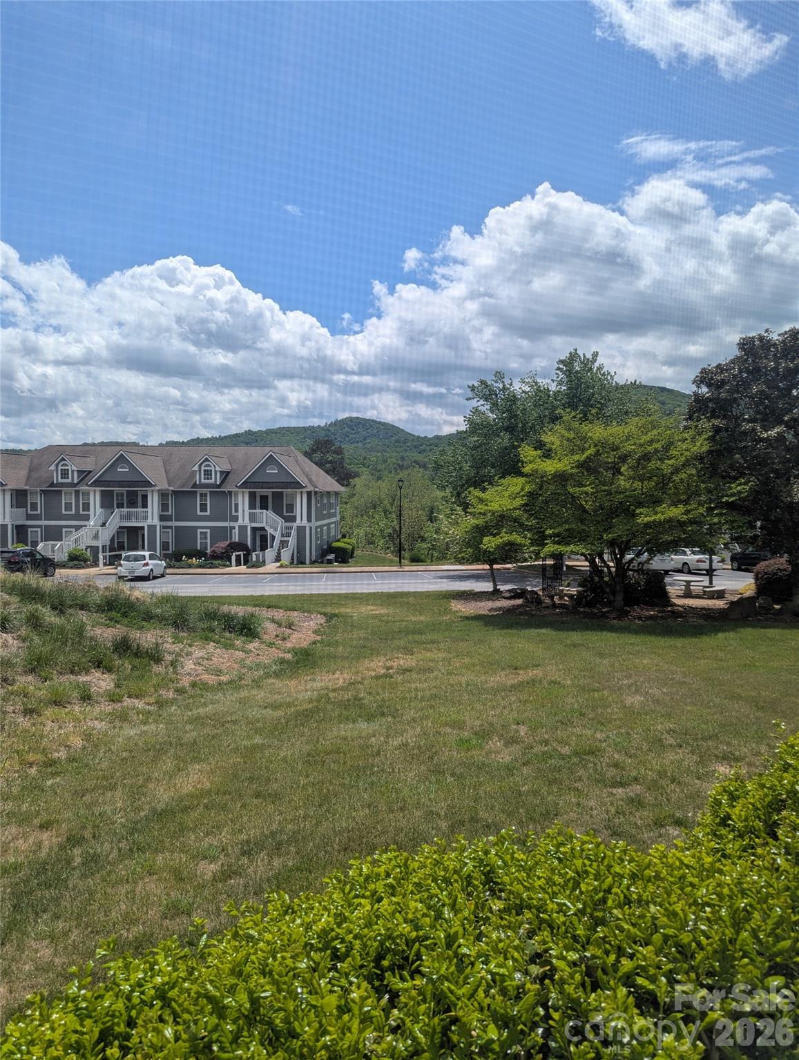 3005 Sagamore Lane Asheville NC 28806