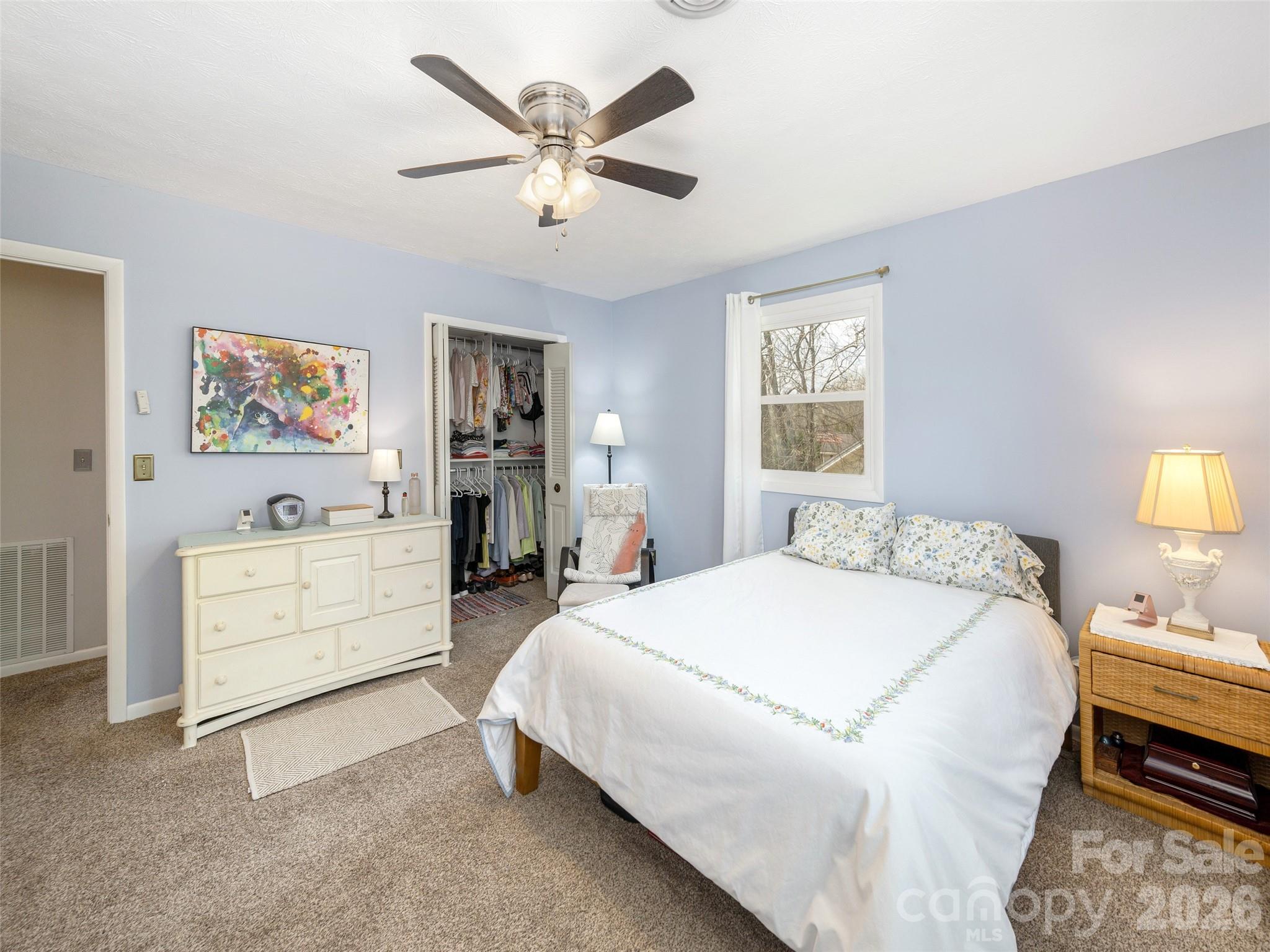 103 Oakwood Place Hendersonville NC 28792
