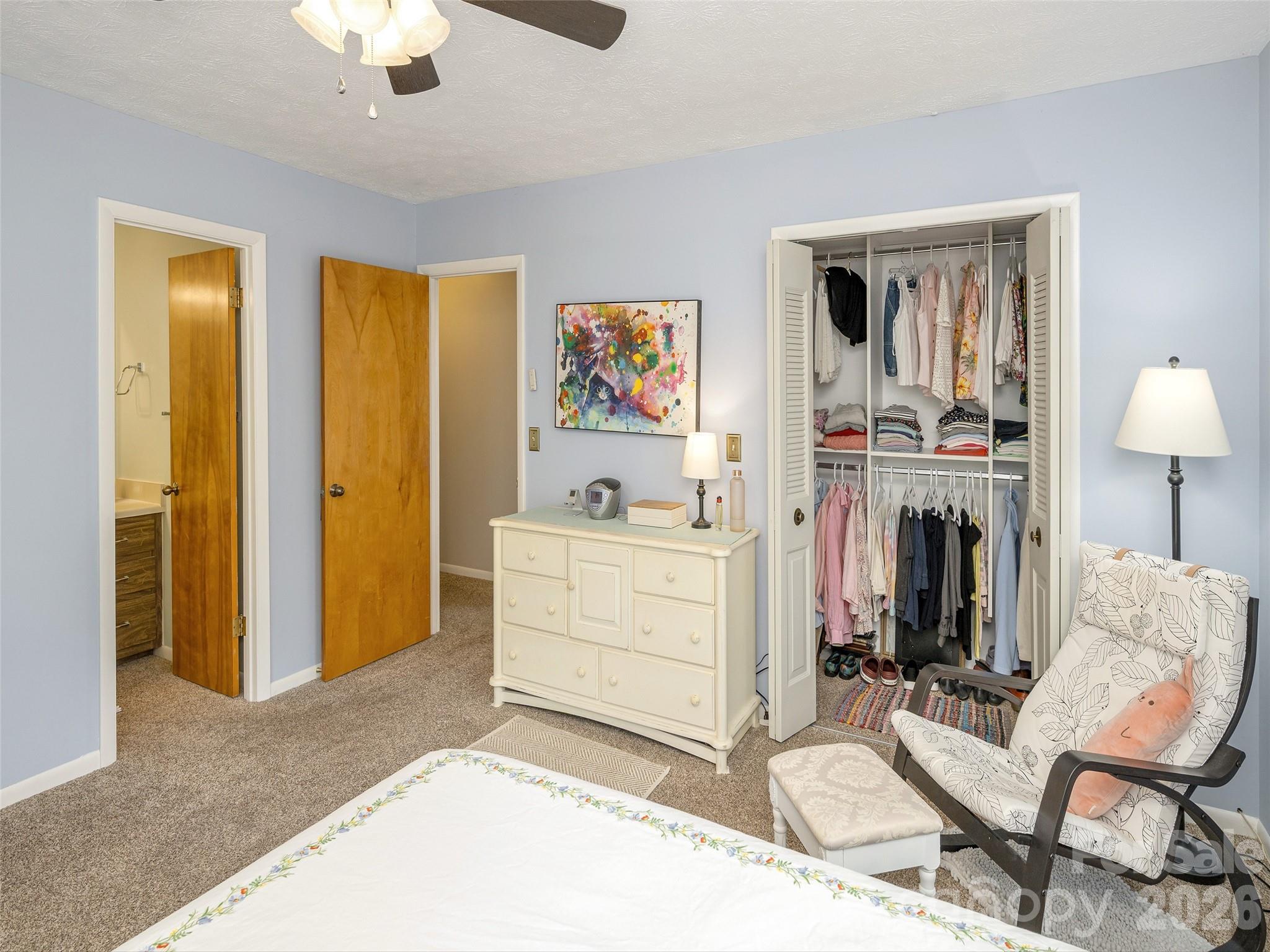 103 Oakwood Place Hendersonville NC 28792