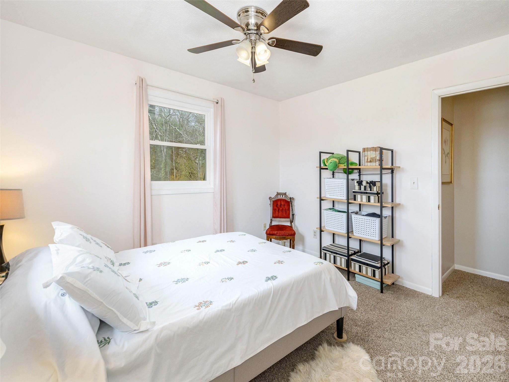 103 Oakwood Place Hendersonville NC 28792