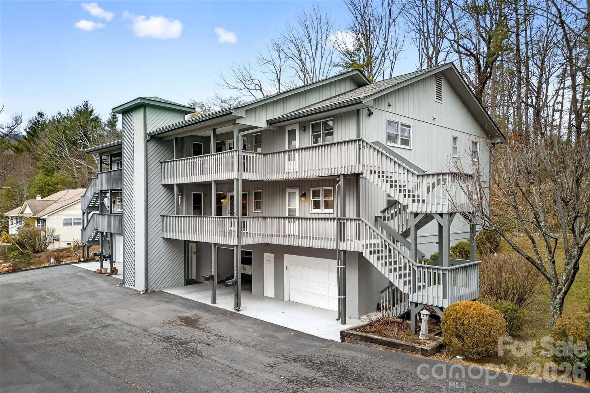72 Country Club Woods Drive Spruce Pine NC 28777