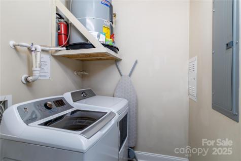 701 Royal Court Charlotte NC 28202