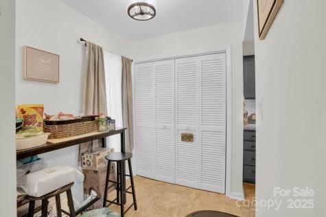 2911 Iron Gate Lane Charlotte NC 28212